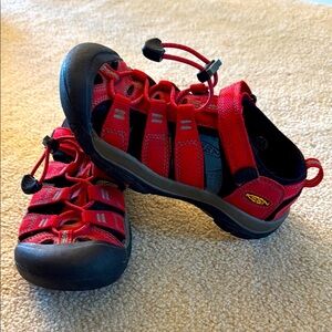 KEEN Kids Red Closed Toe Outdoor Sandals